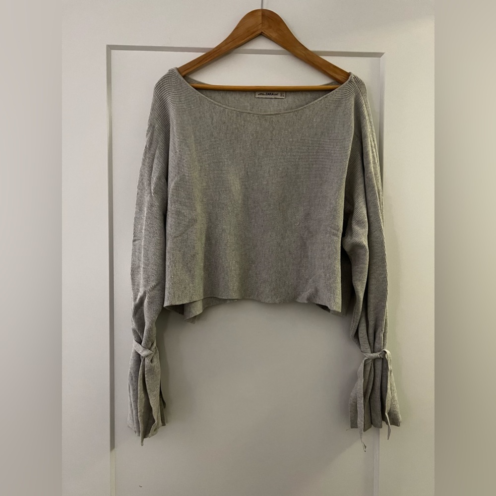 Zara grey sweater with flared sleeves with ties in size L